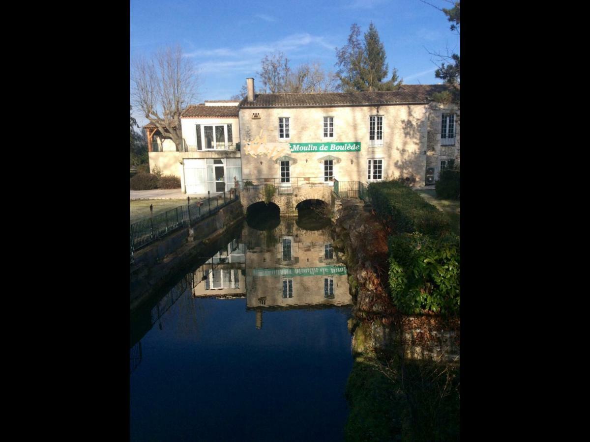 Le Moulin De Boulede Bed and Breakfast Monflanquin Εξωτερικό φωτογραφία